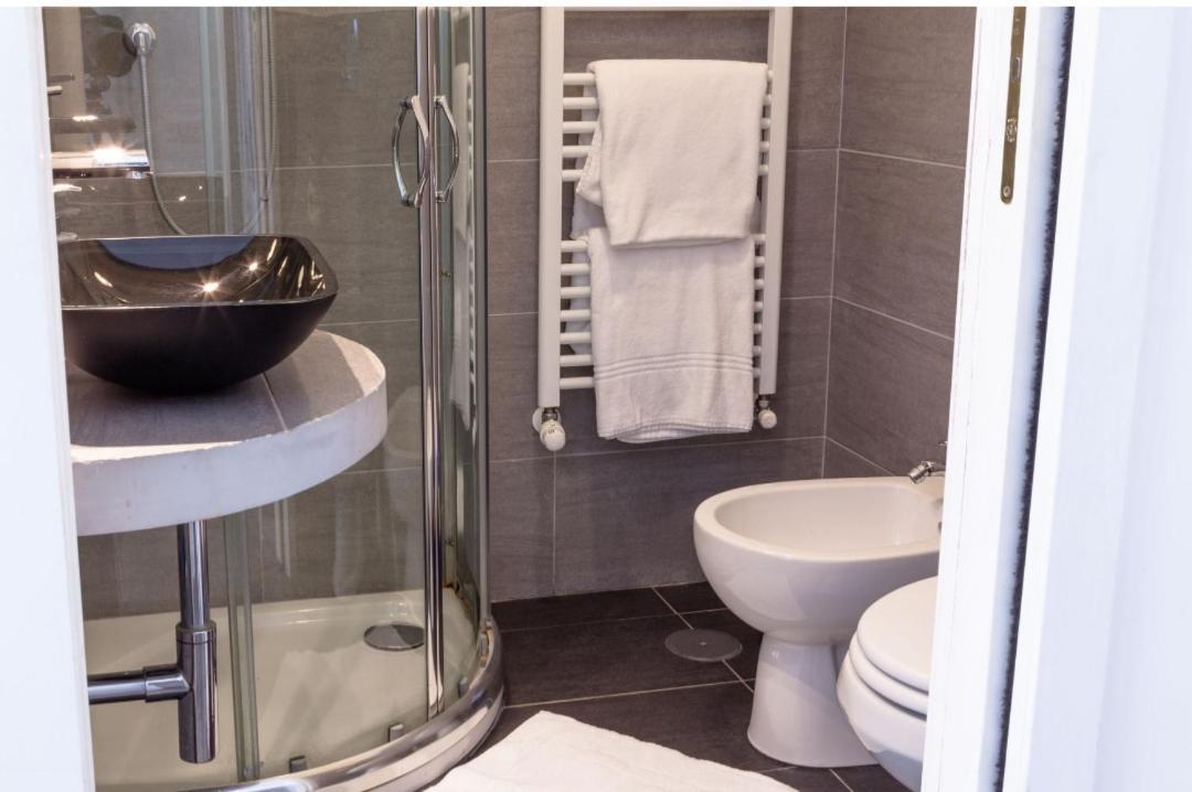 Infinity Castle Hotell Roma Eksteriør bilde