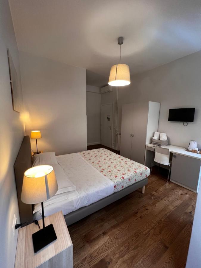 Infinity Castle Hotell Roma Eksteriør bilde